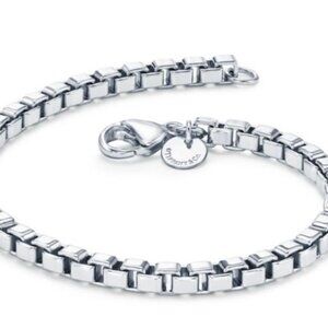 Tiffany & Co Venetian Link Bracelet in Silver 7.5 inches